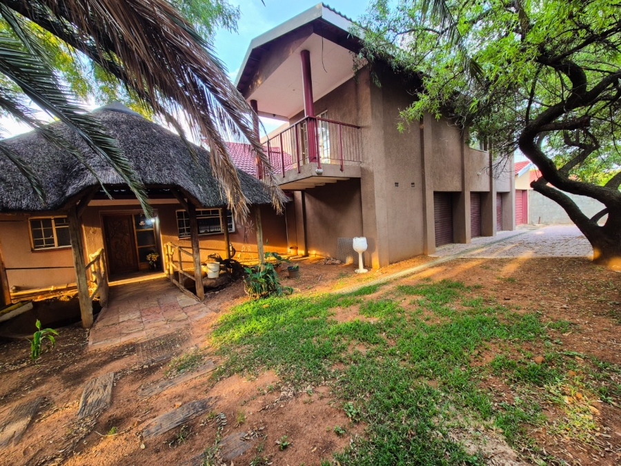 4 Bedroom Property for Sale in Roodia Free State